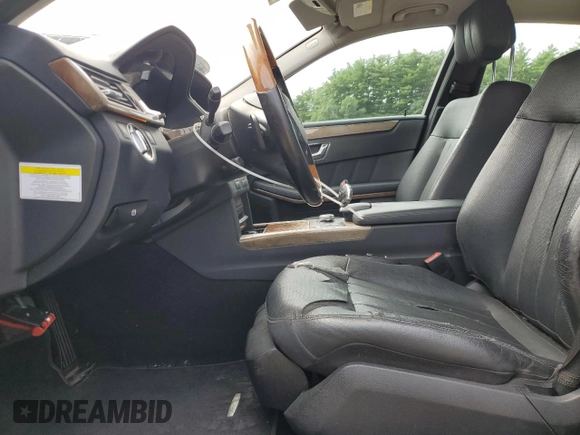 2011 Mercedes-Benz E-Class E 550 Luxury with VIN WDDHF9AB1BA385318, listed as a Copart auction lot 66115634 with 197,595 mi miles and Salvage Title. Bid and sale history available at carsss.com. Image 7.