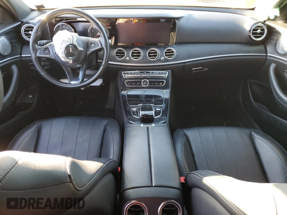 2017 Mercedes-Benz E-Class E 300 Luxury with VIN WDDZF4JB2HA045434, listed as a Copart auction lot 38120113 with 91,292 mi miles. Bid and sale history available at carsss.com. Image 8.