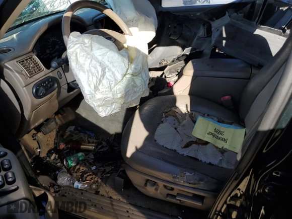 2003 Ford Explorer Eddie Bauer z VIN 1FMZU74W93ZB44676, wystawiony jako Copart lot #51858275 z przebiegiem Nie podano mil oraz Szkoda całkowita • Salvage title. Historia ofert i sprzedaży dostępna na DreamBid. Obrazek 7.