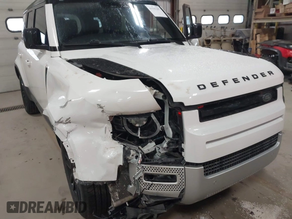 2020 Land Rover Defender SE with VIN SALEPEEU6L2010608, listed as a IAAI auction lot 41541187 with 49,733 mi miles and . Bid and sale history available at DreamBid. Image 6.