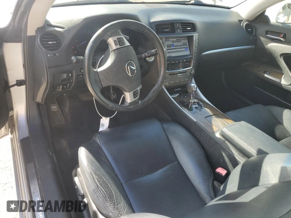 2012 Lexus IS 250 C z VIN JTHFF2C27C2526392, wystawiony jako Copart lot #85204854 z przebiegiem 114 057 mil mil oraz Szkoda całkowita • Salvage title. Historia ofert i sprzedaży dostępna na DreamBid. Obrazek 8.