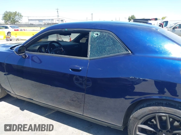 2013 Dodge Challenger R/T z VIN 2C3CDYBT9DH565280, wystawiony jako IAAI lot #42315527 z przebiegiem 128 638 mil mil oraz . Historia ofert i sprzedaży dostępna na DreamBid. Obrazek 14.