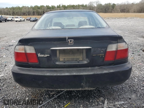 1996 Honda Accord LX with VIN 1HGCD563XTA057869, listed as a Copart auction lot 46426565 with 211,969 mi miles and Salvage Title. Bid and sale history available at DreamBid. Image 6.
