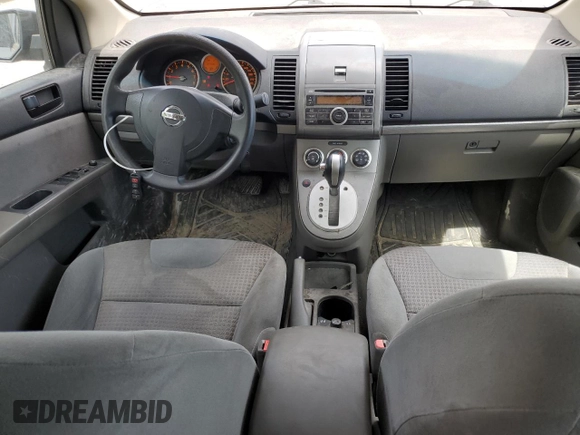 2008 Nissan Sentra 2.0 z VIN 3N1AB61E58L749535, wystawiony jako Copart lot #56568815 z przebiegiem 307 206 mil mil oraz Czysty tytuł • Clean title. Historia ofert i sprzedaży dostępna na DreamBid. Obrazek 8.