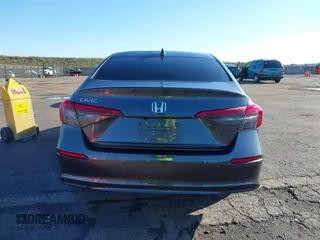 2022 Honda Civic Sedan LX with VIN 2HGFE2F23NH543461, listed as a IAAI auction lot 41262916 with 1 mi miles. Bid and sale history available at carsss.com. Image 16.
