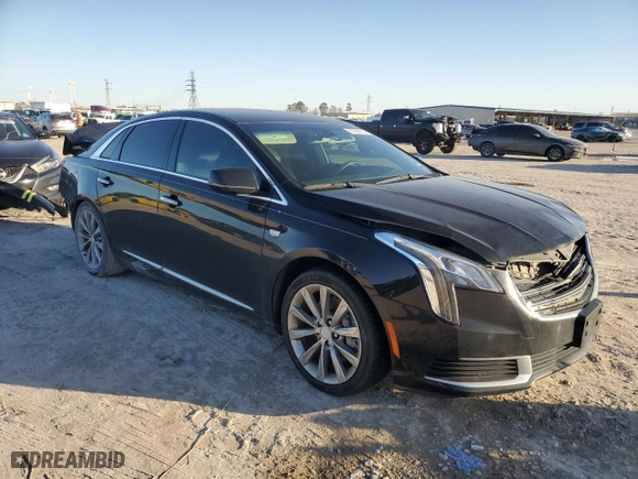 2018 Cadillac XTS Livery Package with VIN 2G61U5S36J9136852, listed as a Copart auction lot 87295514 with 134,126 mi miles and Salvage Title. Bid and sale history available at carsss.com. Image 4.