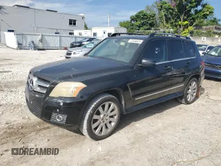 2010 Mercedes-Benz GLK 350 with VIN WDCGG5GB4AF339657, listed as a Copart auction lot 71536524 with 111,074 mi miles and Non Repairable. Bid and sale history available at DreamBid. Image 1.