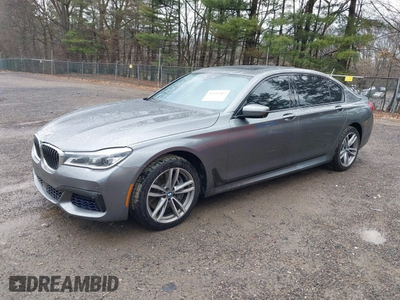 2016 BMW 7 Series 750i xDrive with VIN WBA7F2C53GG417997, listed as a IAAI auction lot 41926307 with 92,734 mi miles. Bid and sale history available at carsss.com. Image 2.