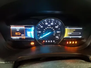 2016 Ford Explorer Limited z VIN 1FM5K8F87GGA87775, wystawiony jako Copart lot #56508755 z przebiegiem 159 692 mil mil oraz Szkoda całkowita • Salvage title. Historia ofert i sprzedaży dostępna na DreamBid. Obrazek 9.