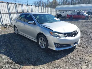 2012 Toyota Camry L with VIN 4T1BF1FK2CU147483, listed as a IAAI auction lot 41812340 with 225,379 mi miles. Bid and sale history available at carsss.com. Image 1.