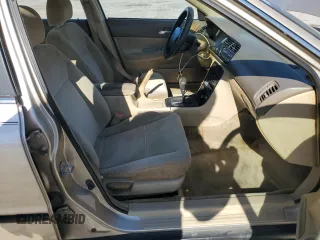 1994 Honda Accord LX with VIN 1HGCD5638RA124560, listed as a Copart auction lot 48772515 with 208,265 mi miles and Salvage Title. Bid and sale history available at carsss.com. Image 7.