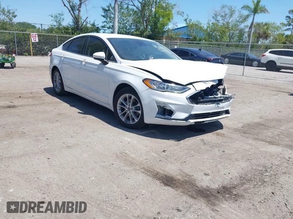 2020 Ford Fusion SE with VIN 3FA6P0HD1LR132613, listed as a IAAI auction lot 42051569 with 48,324 mi miles and . Bid and sale history available at carsss.com. Image 1.