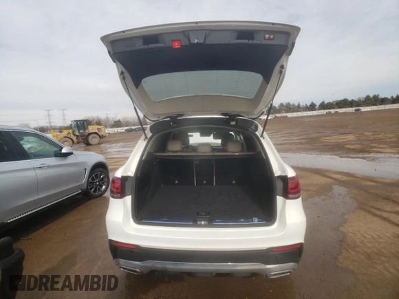 2022 Mercedes-Benz GLC 300 with VIN W1N0G8EB8NV352072, listed as a Copart auction lot 46617695 with 32,124 mi miles and Salvage Title. Bid and sale history available at DreamBid. Image 6.