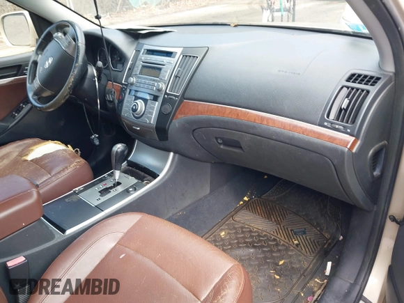 2008 Hyundai Veracruz GLS z VIN KM8NU73C68U050488, wystawiony jako IAAI lot #41974840 z przebiegiem 255 446 mil mil oraz . Historia ofert i sprzedaży dostępna na DreamBid. Obrazek 5.