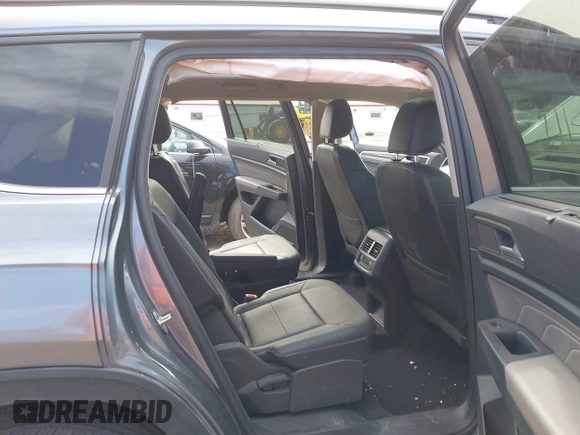 2021 Volkswagen Atlas SE with VIN 1V2KR2CA0MC570498, listed as a IAAI auction lot 41807676 with 56,434 mi miles and . Bid and sale history available at DreamBid. Image 8.
