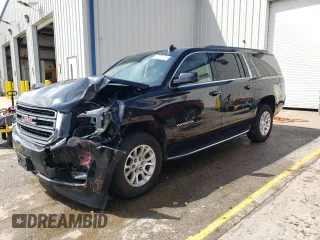2017 GMC Yukon XL SLT with VIN 1GKS2GKC0HR398812, listed as a Copart auction lot 53761834 with 118,941 mi miles and Clean Title. Bid and sale history available at carsss.com. Image 1.