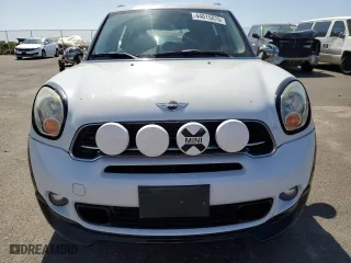 2013 MINI Cooper Countryman with VIN WMWZB3C55DWM07757, listed as a Copart auction lot 44815875 with 63,318 mi miles and Salvage Title. Bid and sale history available at carsss.com. Image 5.