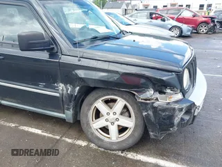 2010 Jeep Patriot Limited with VIN 1J4NF4GBXAD502439, listed as a IAAI auction lot 42265041 with 136,871 mi miles and . Bid and sale history available at DreamBid. Image 6.