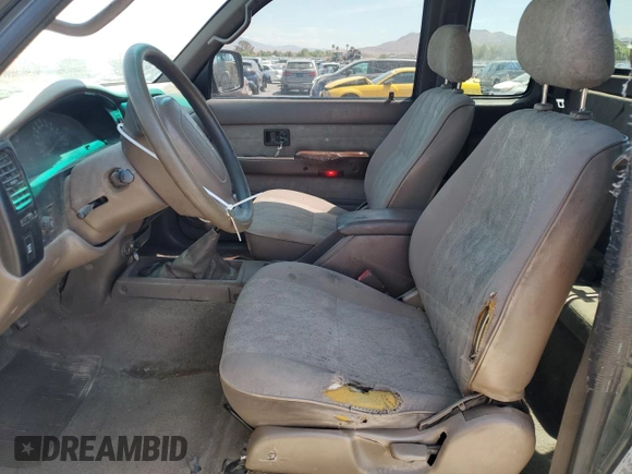2000 Toyota Tacoma with VIN 4TAWN72N4YZ623900, listed as a Copart auction lot 53547825 with 239,998 mi miles and Salvage title. Bid and sale history available at DreamBid. Image 7.