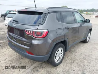 2018 Jeep Compass Sport с VIN 3C4NJCABXJT271687, выставлен на аукционе IAAI как лот 42644247 с пробегом 124 233 миль миль и . История ставок и продаж доступна на DreamBid. Изображение 4.