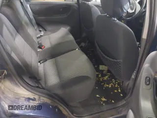 2003 Ford Escape XLT Popular with VIN 1FMYU03103KA06087, listed as a IAAI auction lot 42596326 with 210,441 mi miles and . Bid and sale history available at DreamBid. Image 8.