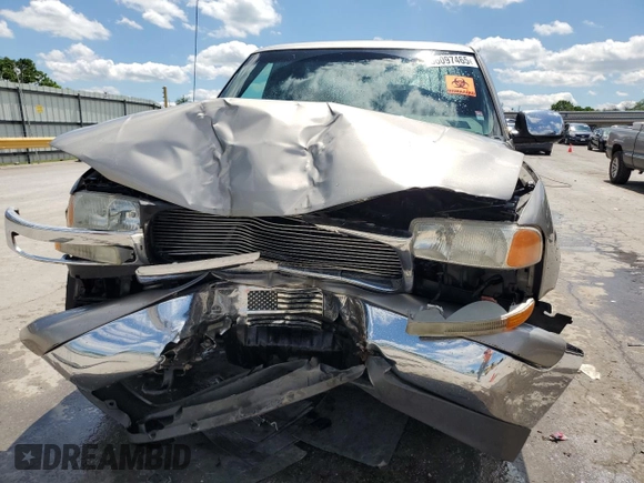 2001 GMC Sierra 1500 SLE z VIN 2GTEC19TX11393656, wystawiony jako Copart lot #56097465 z przebiegiem 133 629 mil mil oraz Szkoda całkowita • Salvage title. Historia ofert i sprzedaży dostępna na DreamBid. Obrazek 5.