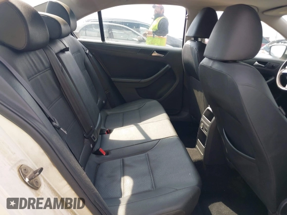 2012 Volkswagen Jetta SE with VIN 3VWDP7AJ0CM450081, listed as a IAAI auction lot 42265223 with 212,447 mi miles and . Bid and sale history available at DreamBid. Image 8.
