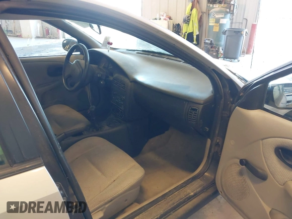 2001 Saturn SL z VIN 1G8ZF52841Z208220, wystawiony jako IAAI lot #42288195 z przebiegiem Nie podano mil oraz . Historia ofert i sprzedaży dostępna na DreamBid. Obrazek 5.