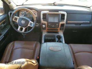 2016 Ram 1500 Limited z VIN 1C6RR7PMXGS237065, wystawiony jako Copart lot #72410304 z przebiegiem 123 084 mil mil oraz Szkoda całkowita • Salvage title. Historia ofert i sprzedaży dostępna na DreamBid. Obrazek 8.