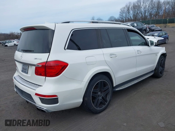 2015 Mercedes-Benz GL-Class GL 63 AMG with VIN 4JGDF7EE3FA486234, listed as a IAAI auction lot 41771766 with 146,400 mi miles. Bid and sale history available at carsss.com. Image 4.