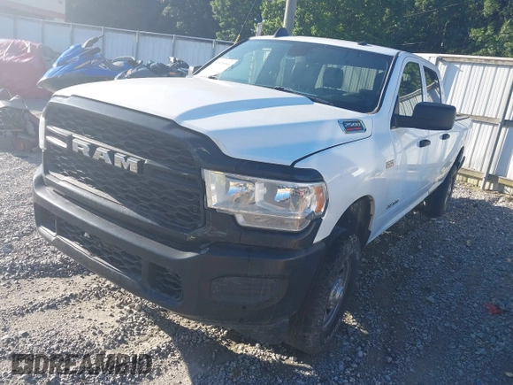 2022 Ram 2500 Tradesman with VIN 3C6UR5HJ3NG202553, listed as a IAAI auction lot 42425364 with 136,738 mi miles and . Bid and sale history available at DreamBid. Image 2.