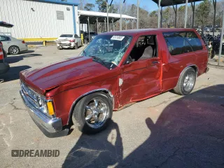 1990 Chevrolet Blazer z VIN 1GNCS18Z2L8113073, wystawiony jako Copart lot #87676865 z przebiegiem 22 827 mil mil oraz Szkoda całkowita • Salvage title. Historia ofert i sprzedaży dostępna na DreamBid. Obrazek 1.