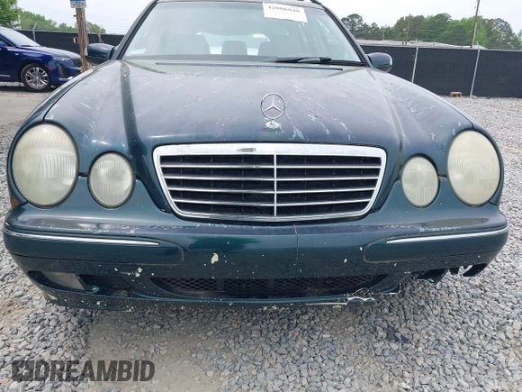 2002 Mercedes-Benz E-Class with VIN WDBJH65J12B462834, listed as a IAAI auction lot 42086848 with 190,720 mi miles. Bid and sale history available at carsss.com. Image 14.