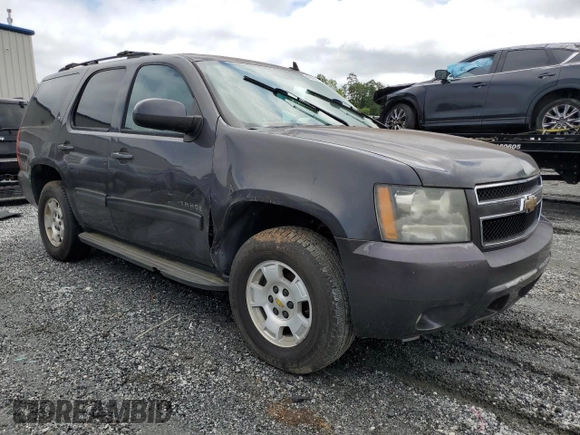 2010 Chevrolet Tahoe LT z VIN 1GNUKBE04AR119674, wystawiony jako Copart lot #58498755 z przebiegiem 226 149 mil mil oraz Czysty tytuł • Clean title. Historia ofert i sprzedaży dostępna na DreamBid. Obrazek 4.