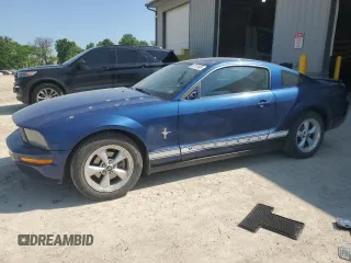 2008 Ford Mustang Deluxe z VIN 1ZVHT80N985150477, wystawiony jako Copart lot #56712905 z przebiegiem 163 855 mil mil oraz Czysty tytuł • Clean title. Historia ofert i sprzedaży dostępna na DreamBid. Obrazek 1.