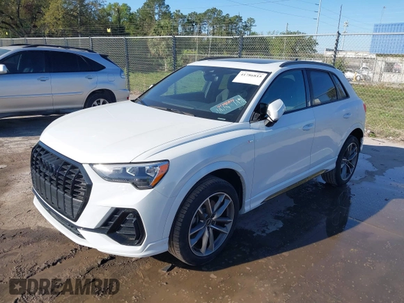 2022 Audi Q3 S line Premium z VIN WA1DECF37N1092225, wystawiony jako IAAI lot #41786815 z przebiegiem 41 973 mil mil oraz . Historia ofert i sprzedaży dostępna na DreamBid. Obrazek 2.