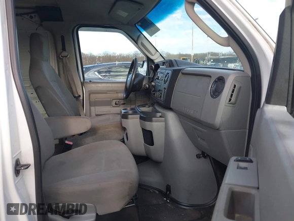 2011 Ford Econoline Cargo Commercial with VIN 1FTNE1EL5BDA40568, listed as a IAAI auction lot 41211154 with 182,527 mi miles and . Bid and sale history available at carsss.com. Image 5.