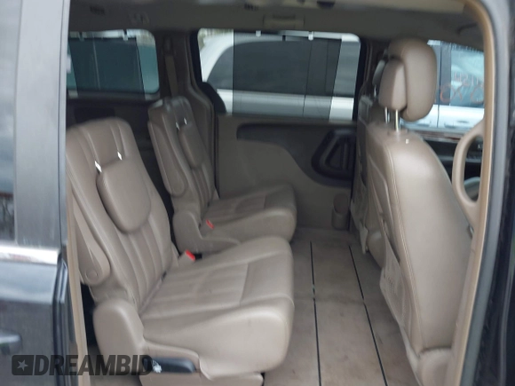 2011 Chrysler Town & Country Touring L with VIN 2A4RR8DG8BR645498, listed as a IAAI auction lot 42070744 with 173,661 mi miles and . Bid and sale history available at carsss.com. Image 8.