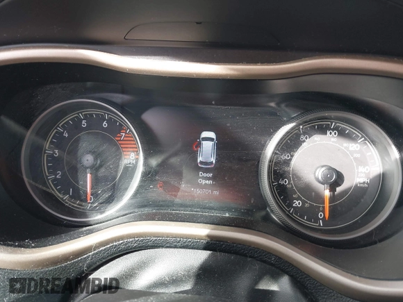 2018 Jeep Cherokee Limited with VIN 1C4PJMDXXJD522638, listed as a IAAI auction lot 41692055 with 150,701 mi miles. Bid and sale history available at carsss.com. Image 7.