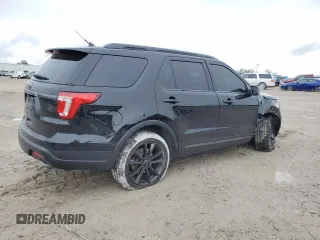 2018 Ford Explorer XLT with VIN 1FM5K7D89JGC52102, listed as a Copart auction lot 41953375 with 49,400 mi miles and Salvage title. Bid and sale history available at DreamBid. Image 3.