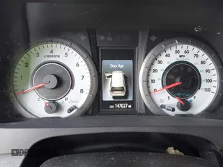 2015 Toyota Sienna SE with VIN 5TDXK3DC4FS678965, listed as a IAAI auction lot 40817635 with 147,027 mi miles. Bid and sale history available at carsss.com. Image 7.
