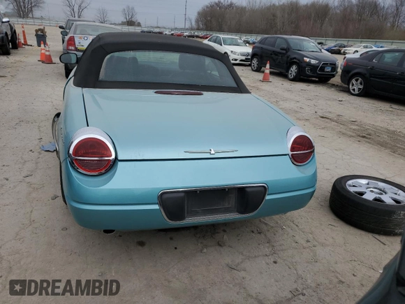 2002 Ford Thunderbird Hardtop Premium with VIN 1FAHP60A62Y117960, listed as a Copart auction lot 82361264 with Not Provided miles and Salvage Title. Bid and sale history available at DreamBid. Image 6.