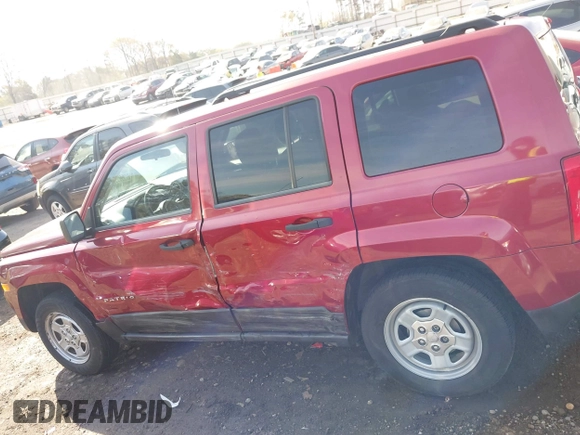 2014 Jeep Patriot Sport with VIN 1C4NJPBA2ED798311, listed as a IAAI auction lot 41893807 with 138,405 mi miles. Bid and sale history available at carsss.com. Image 14.