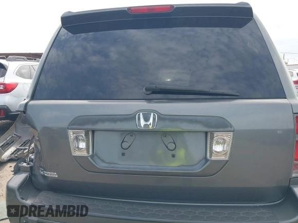 2008 Honda Pilot SE z VIN 5FNYF28398B002984, wystawiony jako IAAI lot #42105823 z przebiegiem 173 590 mil mil oraz . Historia ofert i sprzedaży dostępna na DreamBid. Obrazek 16.