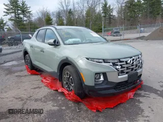 2022 Hyundai Santa Cruz SEL with VIN 5NTJCDAE3NH038055, listed as a IAAI auction lot 40803108 with 24,208 mi miles. Bid and sale history available at carsss.com. Image 1.