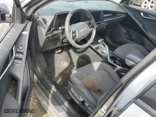 2023 Kia Niro LX with VIN KNDCP3LE6P5081925, listed as a Copart auction lot 49551135 with 94,854 mi miles and Salvage Title. Bid and sale history available at carsss.com. Image 8.