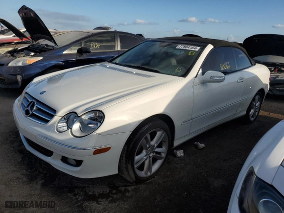 2007 Mercedes-Benz CLK-Class 3.5L with VIN WDBTK56F17F220687, listed as a Copart auction lot 83498954 with 91,527 mi miles and Salvage Title. Bid and sale history available at carsss.com. Image 1.