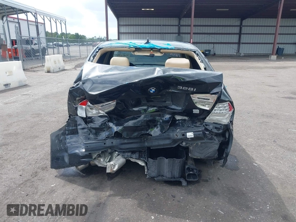 2009 BMW 3 Series 328i z VIN WBAPH57509NM34356, wystawiony jako IAAI lot #42011776 z przebiegiem 132 646 mil mil oraz . Historia ofert i sprzedaży dostępna na DreamBid. Obrazek 16.