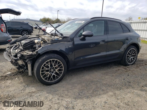2017 Porsche Macan S with VIN WP1AB2A58HLB18505, listed as a Copart auction lot 49654365 with 68,321 mi miles and Salvage Title. Bid and sale history available at DreamBid. Image 1.