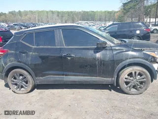 2018 Nissan Kicks SR with VIN 3N1CP5CU1JL527038, listed as a IAAI auction lot 41898194 with 47,292 mi miles. Bid and sale history available at carsss.com. Image 13.